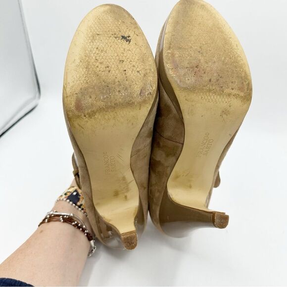 Franco Sarto Nalia Caramel Suede T Strap May-Jane w/Patent Heel and Platform‎ 9 - Picture 10 of 13